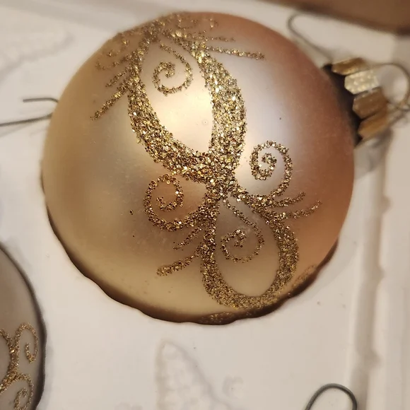 10 Vintage Austrian Glass Christmas Ornaments - Picture 6 of 10